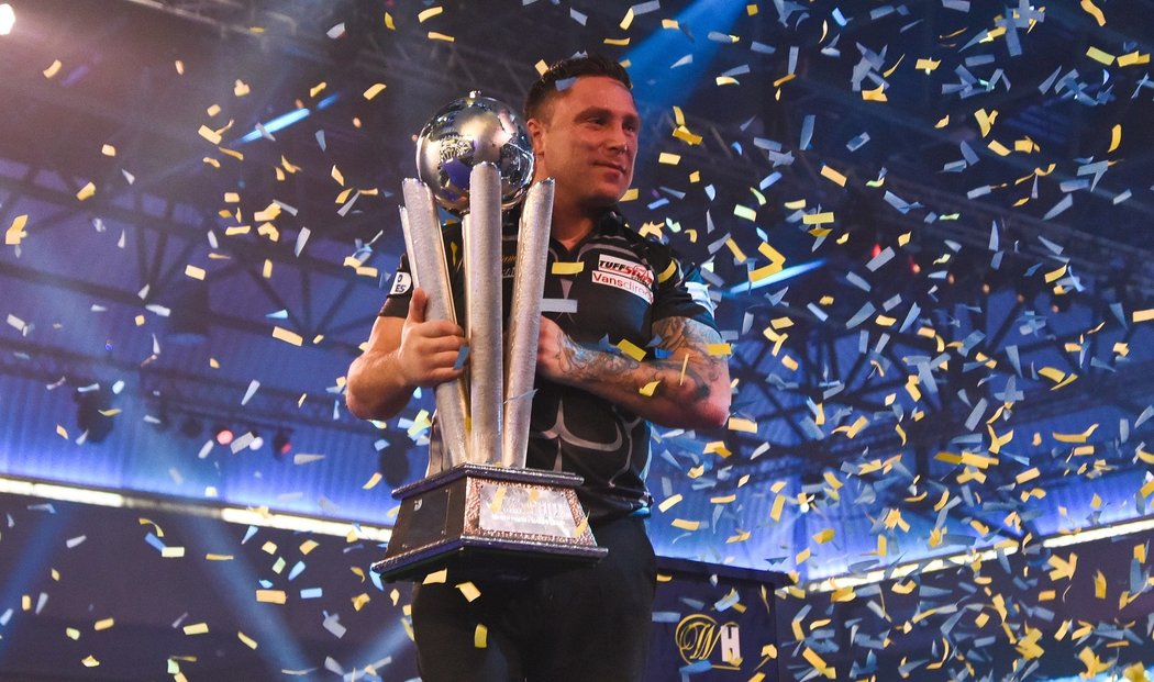 Šipkař Gerwyn Price se stal mistrem světa a zároveň novou světovou jedničkou