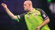 Nizozemec Michael van Gerwen vyhrál popáté v kariéře šipkařskou Premier League