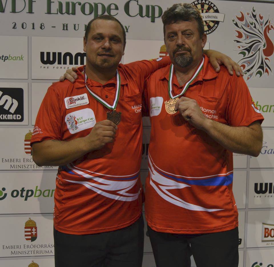 Ve dvojici s Romanem Benischkem získal Michal Ondo na letošním WDF Europe Cupu v Budapešti bronzovou medaili. Jde zatím o největší úspěch v jeho kariéře