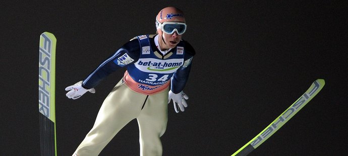 Martin Koch zaslouženě vyhrál první závod v letech na lyžích v Harrachově