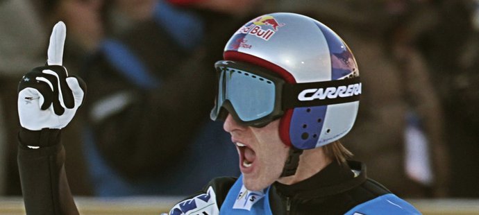 Gregor Schlierenzauer ovládl závod SP v letech v norském Vikersundu