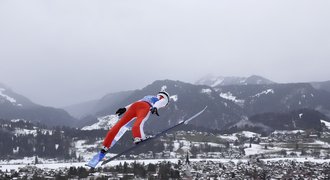 Turné čtyř můstků 2021/22: vrací se Koudelka, jaký je program?