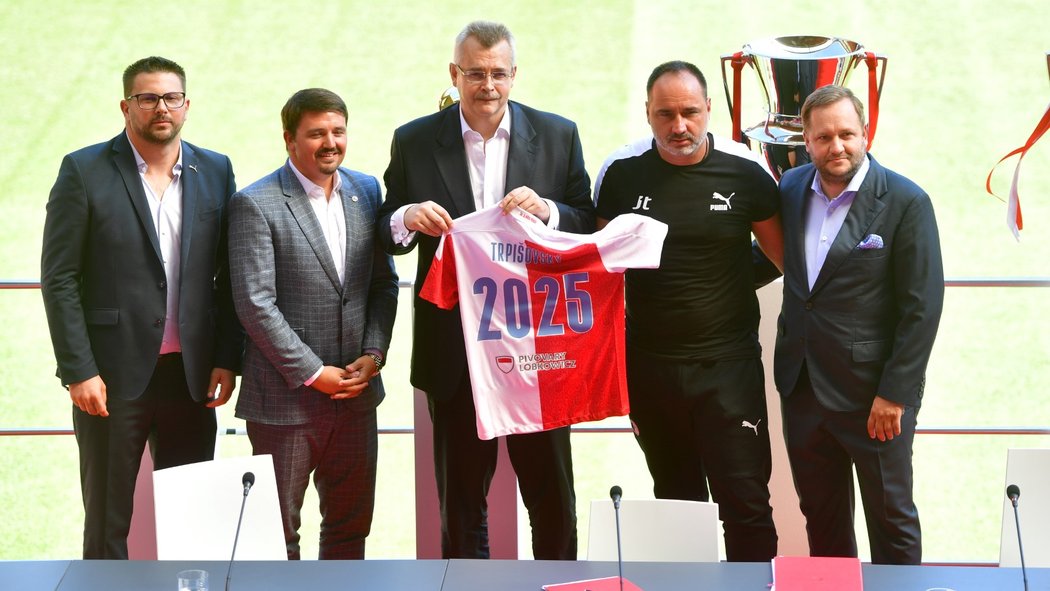 Slavia na předsezonní tiskové konferenci