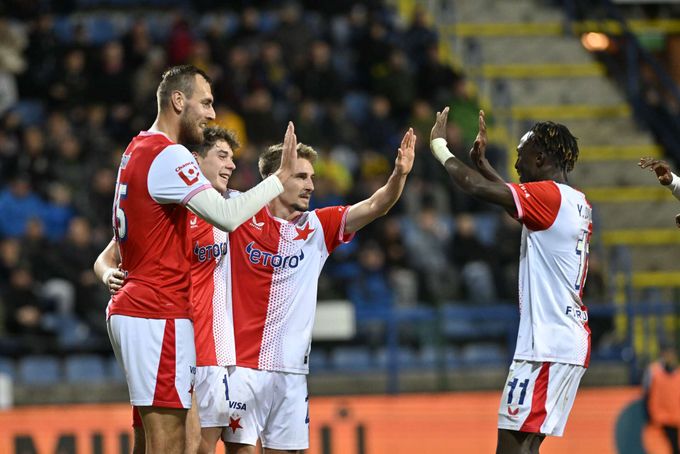 ONLINE: Slavia - Baník. Mistr chce zlomit sérii ztrát. Jak nastoupí proti Ostravanům? ONLINE: Slavia - Baník. Mistr chce zlomit sérii ztrát. Jak nastoupí proti Ostravanům?