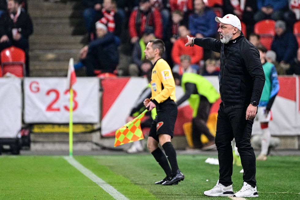 Trpišovský o brankářském postu: Staněk je jednička, uvidíme, co bude dál. Arsenal? Drtička Trpišovský o brankářském postu: Staněk je jednička, uvidíme, co bude dál. Arsenal? Drtička