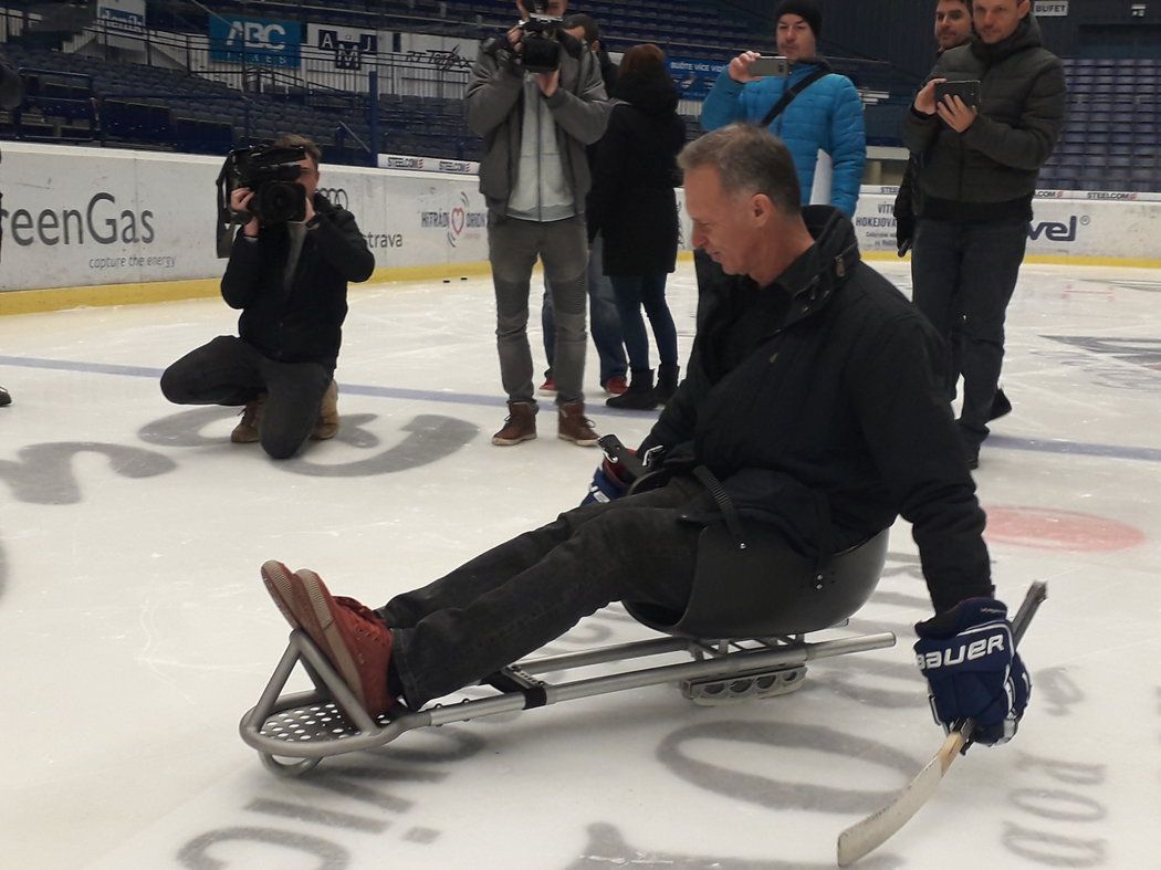 Dominik Hašek je ambasadorem mistrovství světe v sledge hokeji