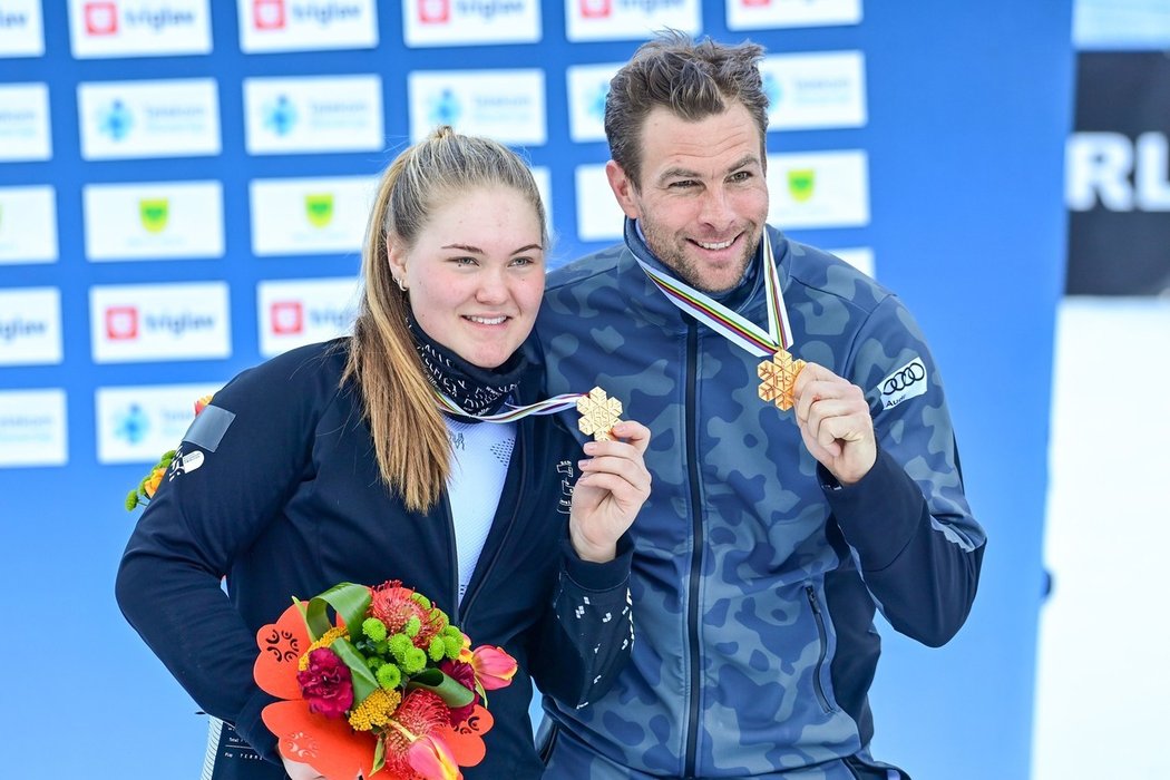 Sofia Nadyršinová a Benjamin Karl na snowboardovém mistrovství světa 2021