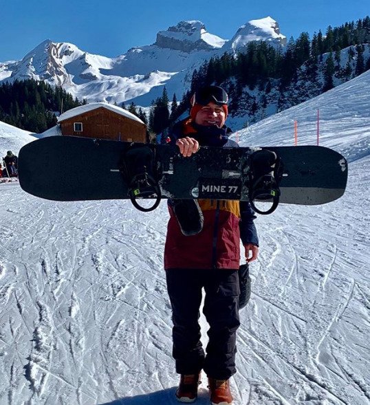 Americký jezdec Jake Carpenter, zakladatel firmy Burton Snowboards zemřel na rakovinu v 65 letech