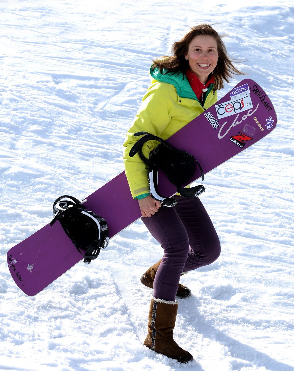 Půvabná česká snowboardistka Eva Samková