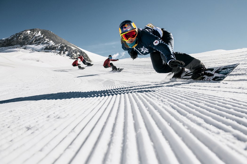 Eva Adamczyková se po zranění nejvíc bála, že už jí snowboard kvůli bolesti nebude dělat radost...