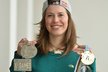 Eva Samková se chlubí medailemi z úspěšné sezony