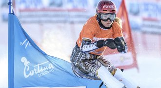 Nemocná Ledecká vynechala druhý obří slalom, přesto na SP vede