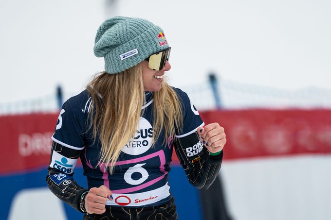 Ledecká o vrtulníku i ZOH. Ještě jsem nevykouřila poslední cigaretu..., říká tajemně Ledecká o vrtulníku i ZOH. Ještě jsem nevykouřila poslední cigaretu..., říká tajemně