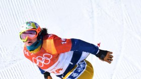 Eva Samková dojela při obhajobě olympijského zlata ve snowboardcrossu třetí a získala třetí českou medaili v Pchjongčchangu.