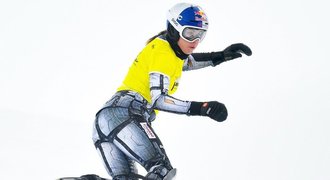 Suverénní Ledecká: Holky se ptaly, kdy pojedu na lyže. Čeká na ni vrtulník