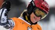 Ester Ledecká se raduje z triumfu v paralelním obřím slalomu ve Scuolu