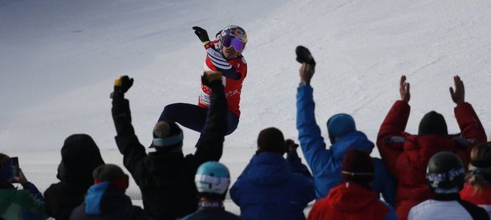 Eva Samková ovládla úvodní závod sezony