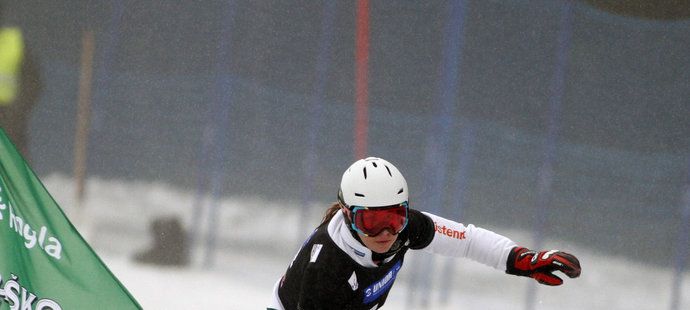 Ester Ledecká vynechá kvůli zranění z tréninku dnešní závod Světového poháru v italské Carezze i příští v rakouském Montafonu