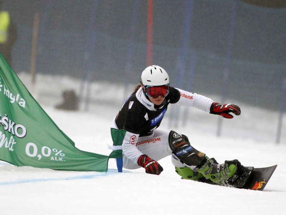 Snowboardistka Ester Ledecká je sice třetí nejmladší členkou české výpravy do Soči, ale předolympijské výsledky z ní dělají medailové eso