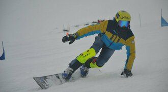 Snowboardový talent (15): všestranný jako vzor Ledecká, už poráží chlapy