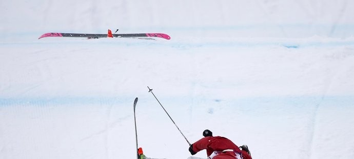 Hororový pád kanadské akrobatické lyžařky Yuki Tsubotaové