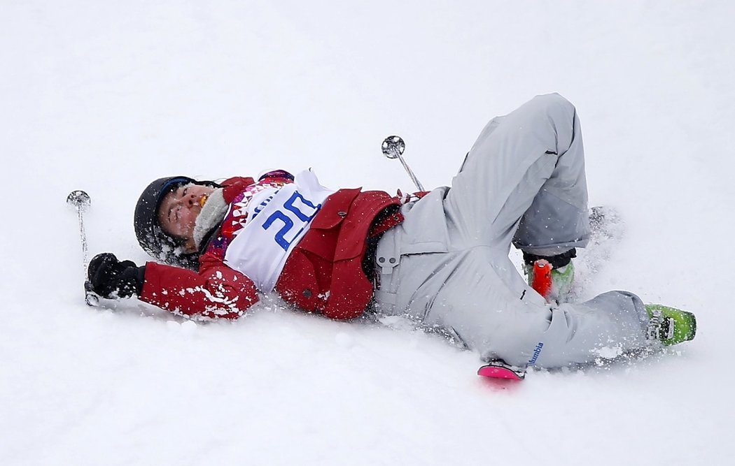 Kanadská akrobatická lyžařka Yuki Tsubotaová ošklivě upadla během závodu na olympiádě v Soči
