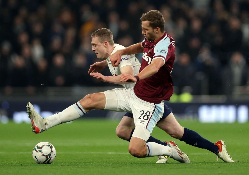 Tomáš Souček v utkání proti Tottenhamu