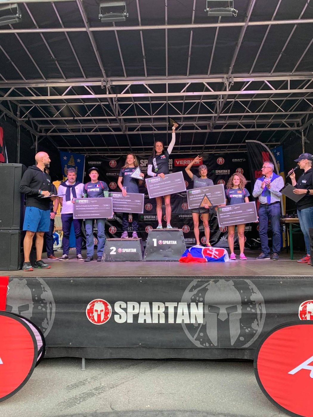 Česká závodnice a bývalá běžkyně na lyžích Zuzana Kocumová ovládla náročný Spartan Race