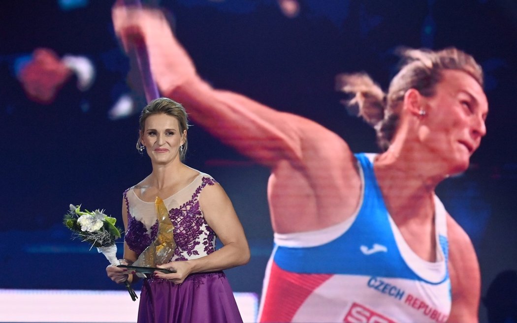 Loučící se oštěpařka Barbora Špotáková pronikla mezi TOP 10 nejlepších sportovců roku 2022