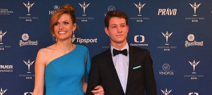 Gabriela Koukalová dorazila na vyhlašování Sportovce roku s neslyšícím tenistou Jaroslavem Šmédkem