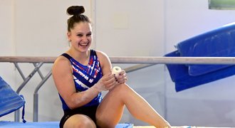 Zázračné uzdravení gymnastky Holasové: 11 týdnů po zlomenině odletěla na olympiádu!