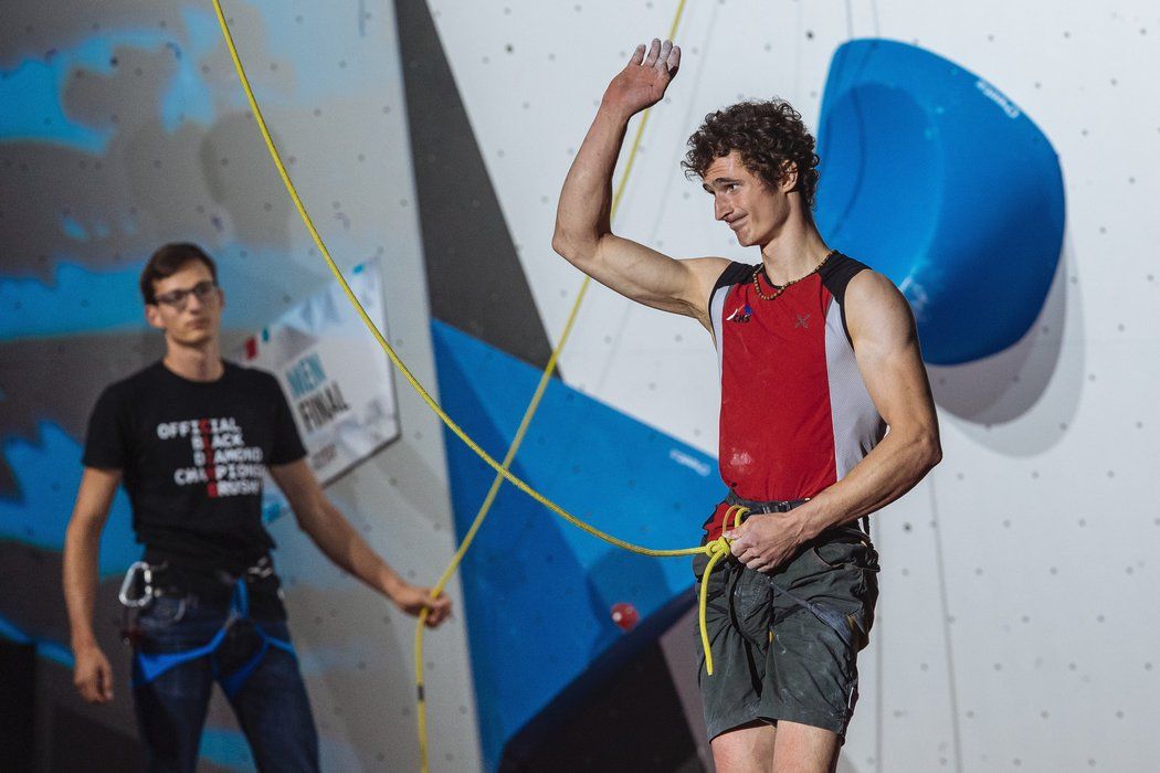 Adam Ondra získal na MS stříbrnou medaili ve sportovním lezení