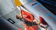 Adam Ondra ve finálových bojích na MS ve sportovním lezení