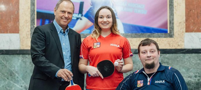 Milan Orlowski (vlevo), Zdena Blašková i paralympionik Jiří Suchánek se představí na Světovém festivalu v minipingpongu v Ostravě (6.-8. dubna) 