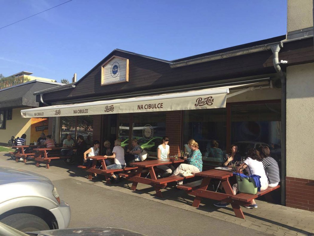 Martin Růžička si restauraci Na Cibulce otevřel v Pardubicích v roce 2015