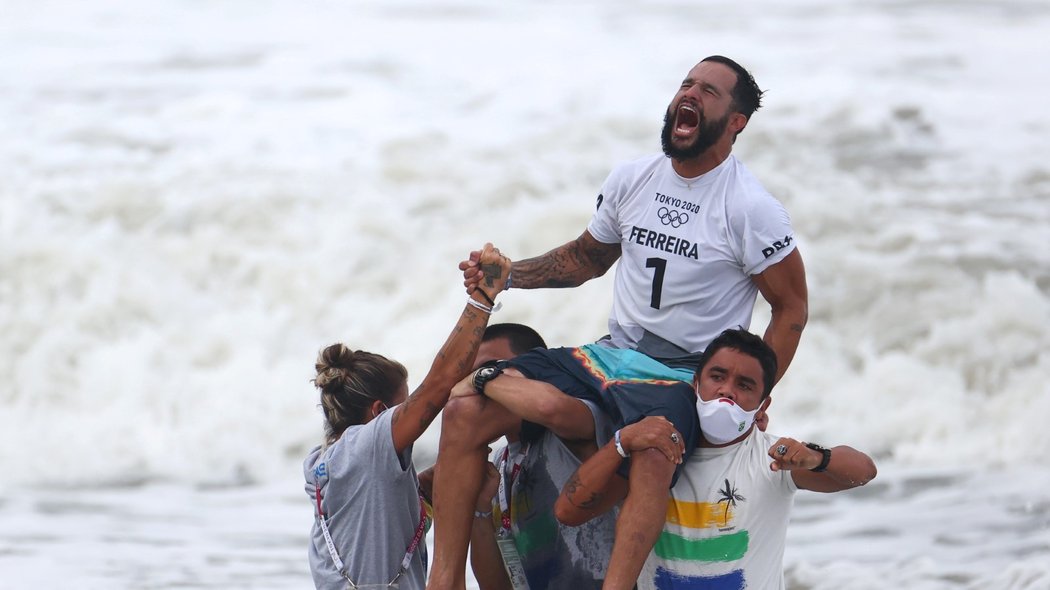 Surfařské zlato vybojoval Brazilec Italo Ferreira
