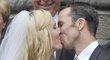 Novomanželské políbení Nicole Vaidišové a Radka Štěpánka. Tenhle tenisový pár se teď rozvádí...