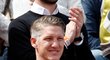 Bastian Schweinsteiger tleská své přítelkyni Ivanovičové