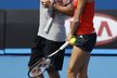 Ana Ivanovičová se svým koučem Nigelem Searsem, tchánem Andyho Murrayho