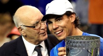 Zemřel nejstarší vítěz Roland Garros v open éře Gimeno (†82). Smutní i Nadal