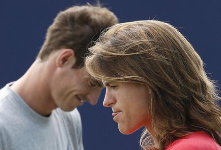 Nová trenérka Andy Murrayho Amélie Mauresmová v londýnském Queens Clubu
