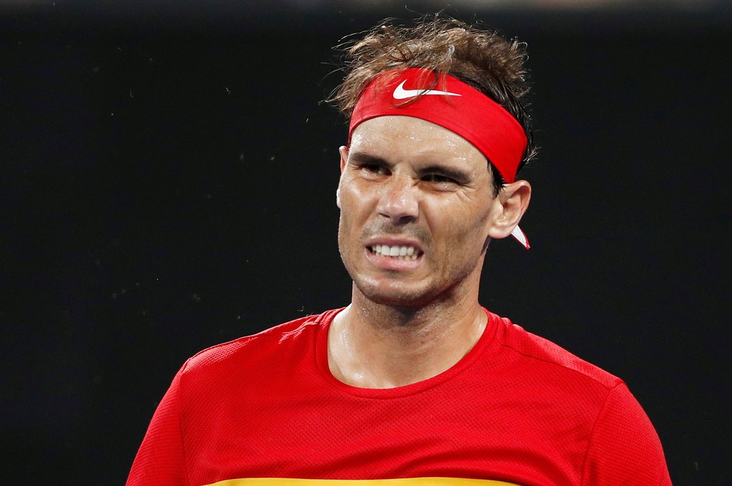 Rafael Nadal prohrál s Djokovičem a do rozhodujícího zápasu nenastoupil