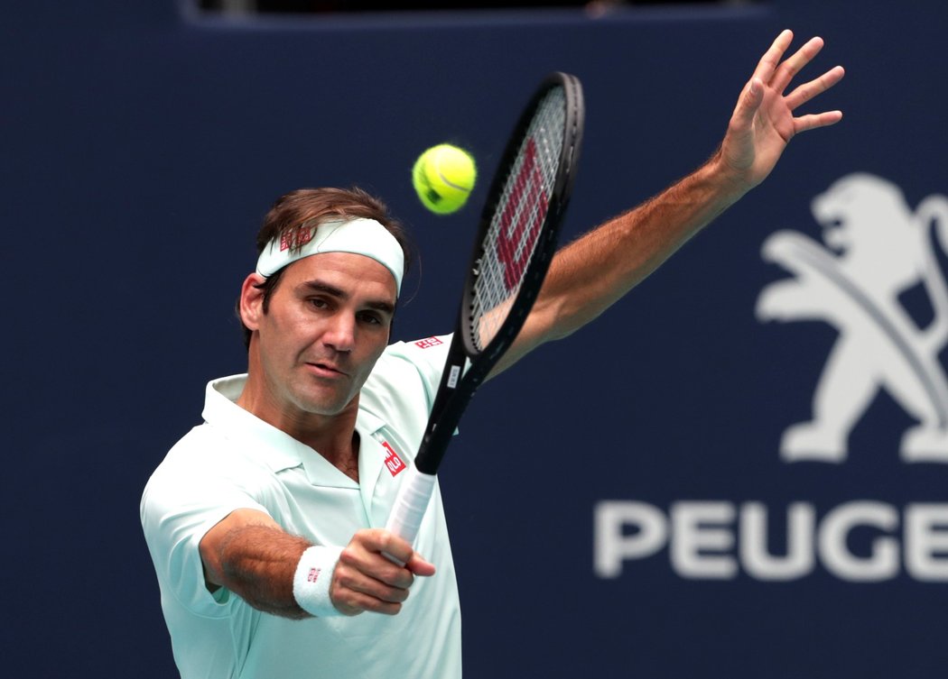 Roger Federer se stal prvním tenistou v roce 2019, který ovládl dva turnaje ATP Tour. Ve světovém žebříčku se posune na 4. místo