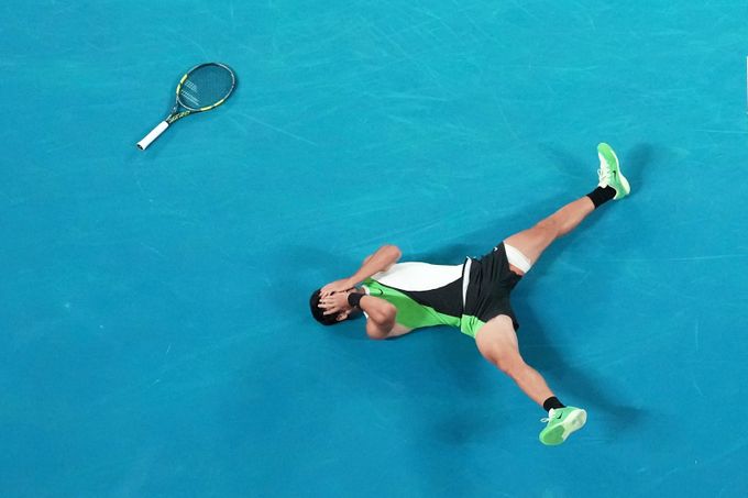 French Open, teď Wimbledon. Zraněný Alcaraz přijde o další grandslam: Cítím se dobře, ale... French Open, teď Wimbledon. Zraněný Alcaraz přijde o další grandslam: Cítím se dobře, ale...