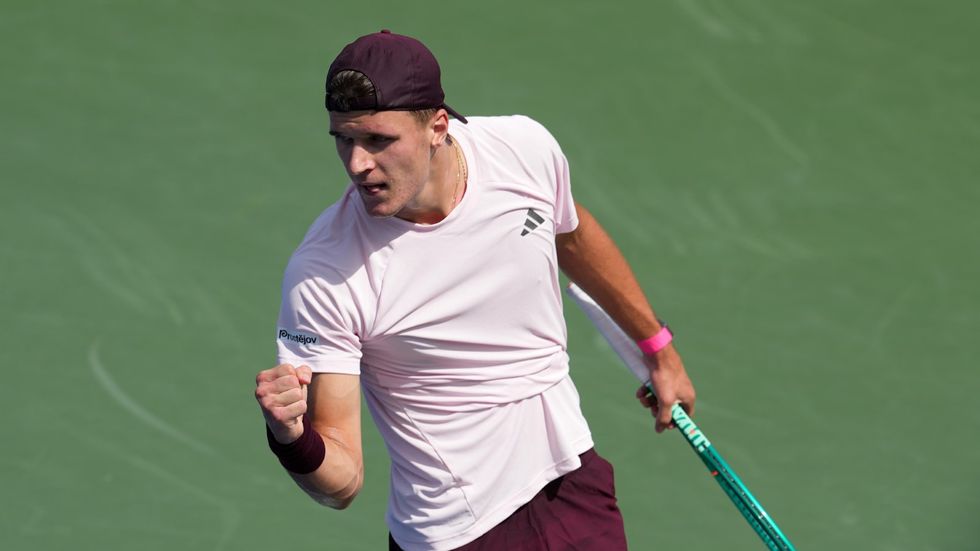 Jakub Menšík zvládl duel 2. kola US Open, Jurije Rodionova porazil po čtyřech setech