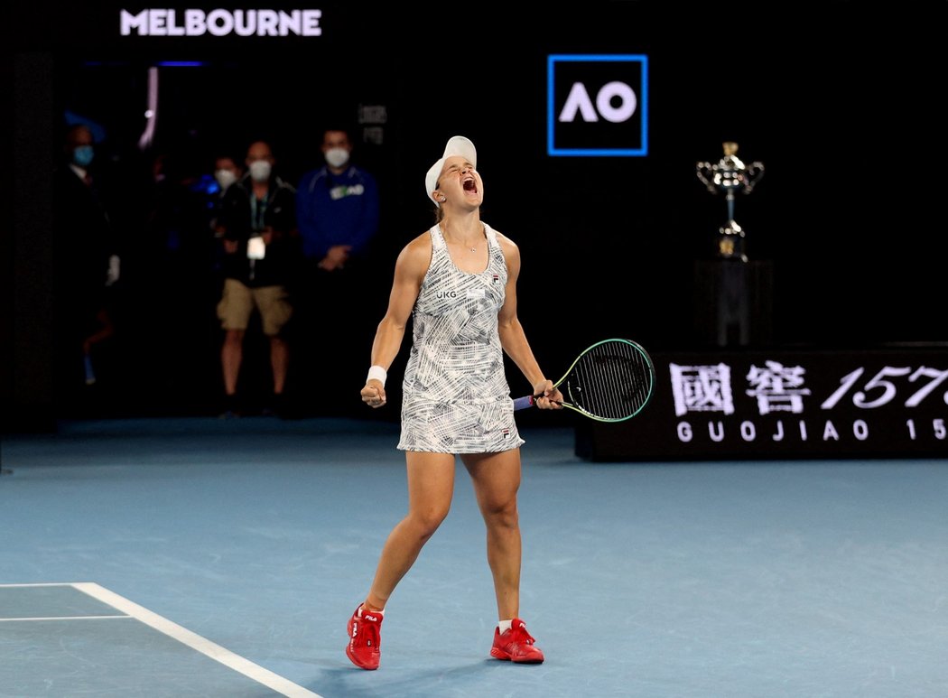 Ashleigh Bartyová je první domácí vítězkou tenisového Australian Open po 44 letech.