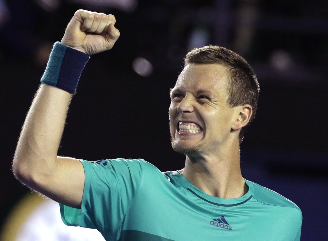 Tomáš Berdych se raduje z výhry nad Nickem Kyrgiosem