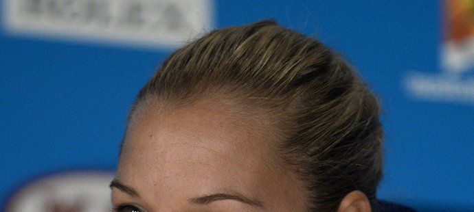 Slovenská tenistka Dominika Cibulková sice ve finále Australian Open prohrála, na tiskové konferenci už se ale na novináře smála. Dosáhla skvělého výsledku.