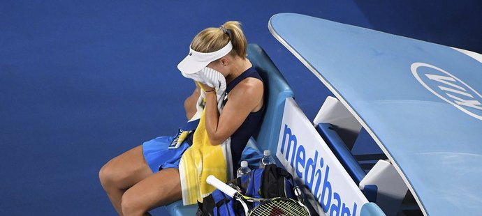 Darja Gavrilovová vyřazení z turnaje oplakala