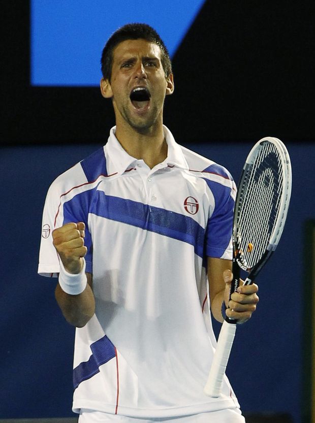 Novak Djokovič vyhrál Australian Open. Ve finále porazil Brita Murryho 3:0 na sety. Novak Djokovič vyhrál Australian Open. Ve finále porazil Brita Murryho 3:0 na sety.